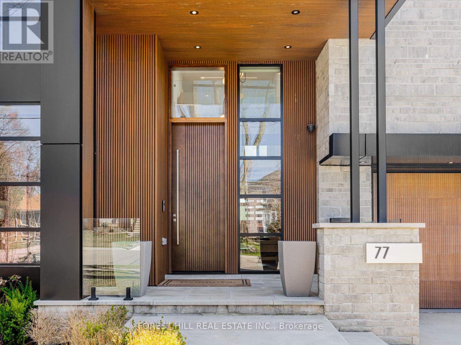 77 Risebrough Avenue, Toronto, Ontario  M2M 2E2 - Photo 3 - C12163442