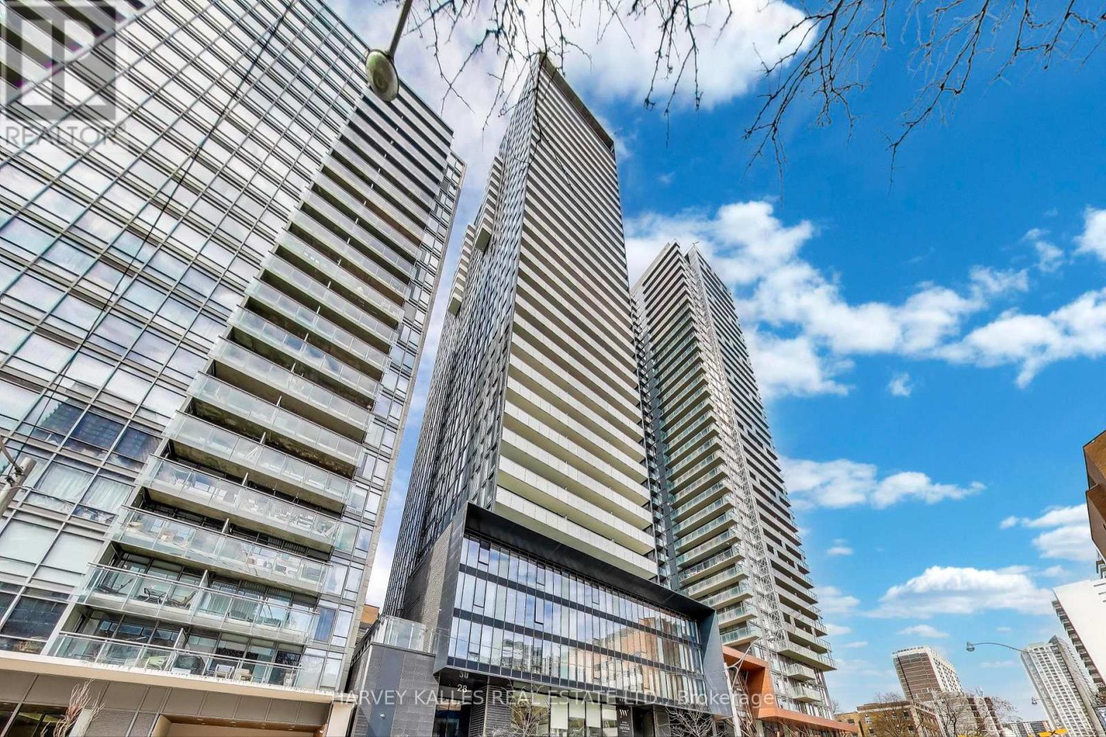 2408 - 28 Wellesley Street E, Toronto, Ontario  M4Y 1G3 - Photo 2 - C12163494