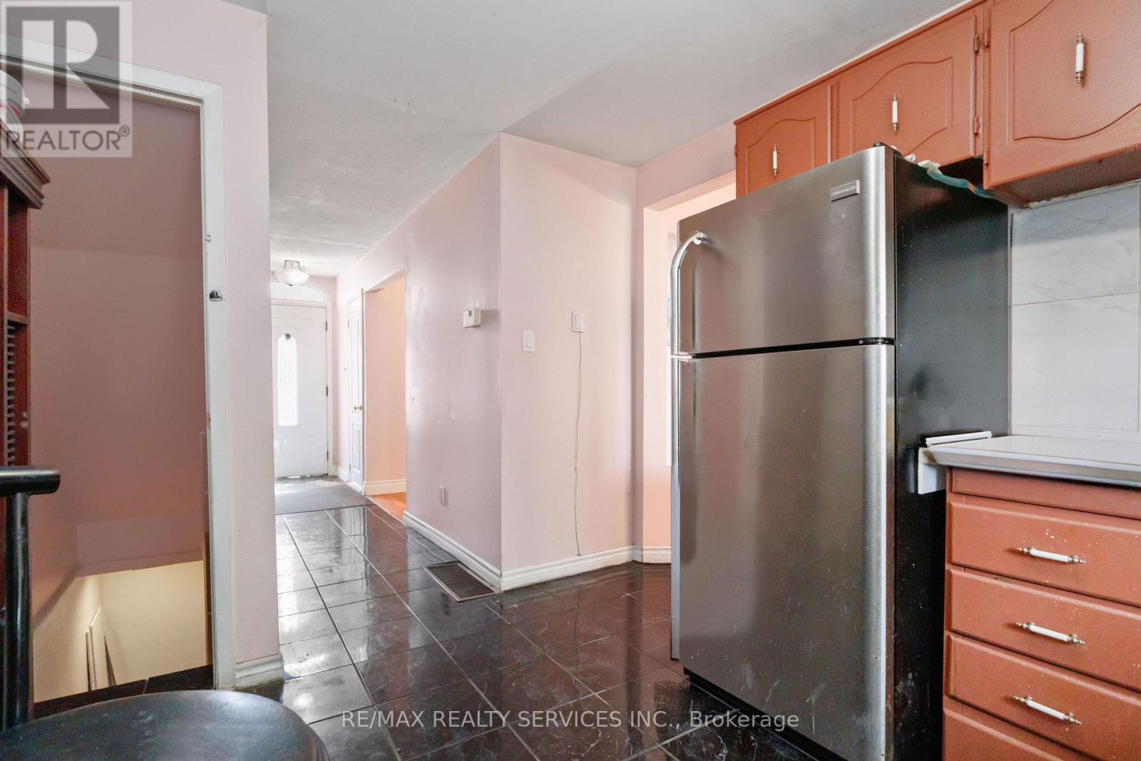 28 - 2075 Warden Avenue, Toronto, Ontario  M1T 3R1 - Photo 10 - E12163513