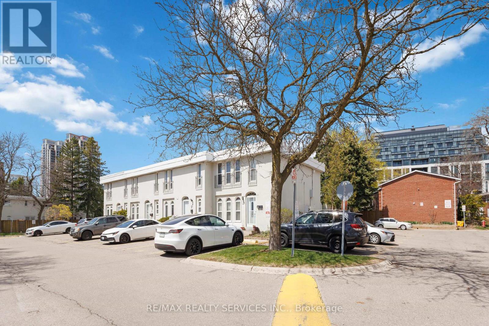 28 - 2075 Warden Avenue, Toronto, Ontario  M1T 3R1 - Photo 2 - E12163513