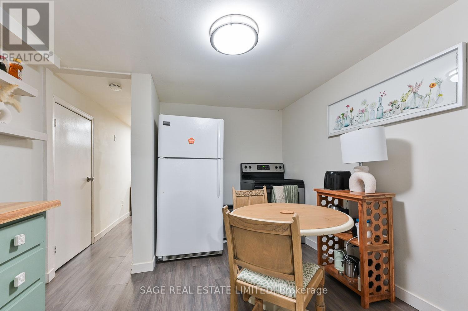 216 Balsam Avenue, Toronto, Ontario  M4E 3C5 - Photo 22 - E12163560