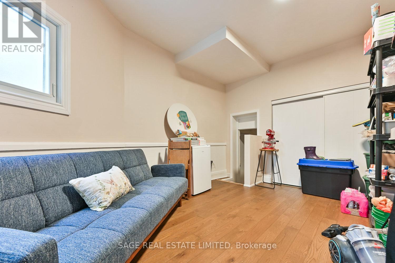 216 Balsam Avenue, Toronto, Ontario  M4E 3C5 - Photo 9 - E12163560