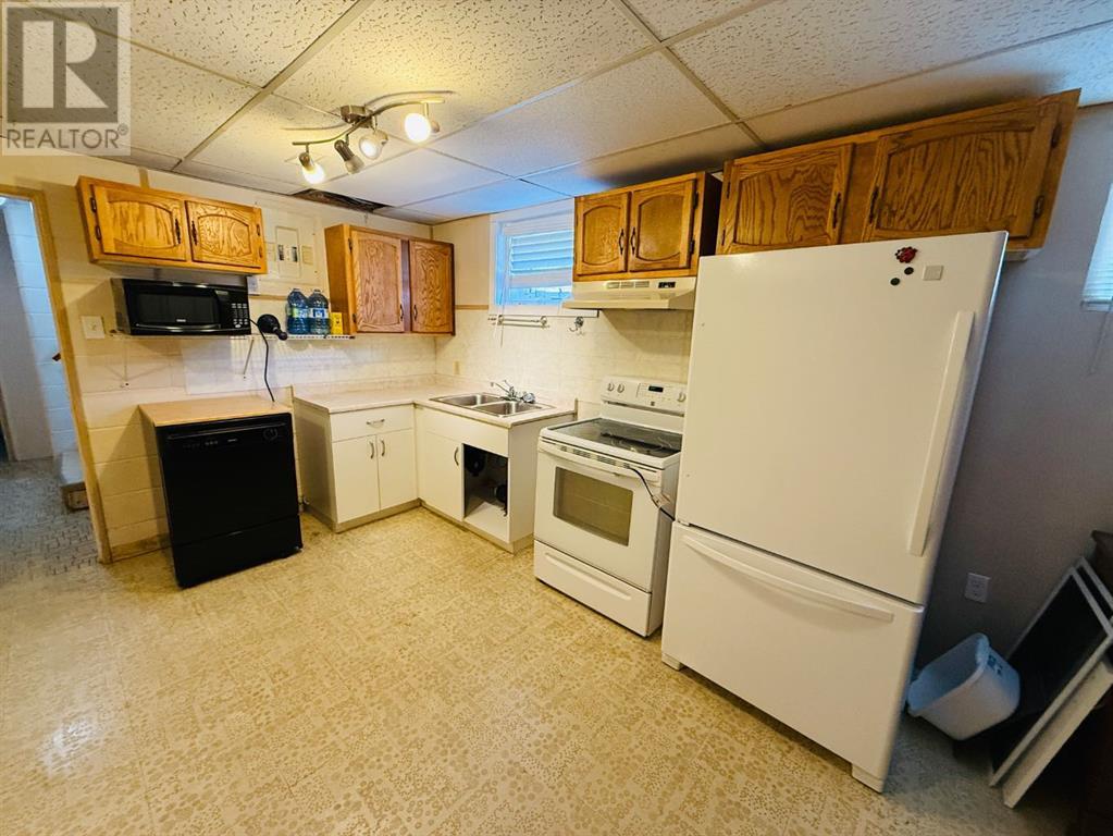 310 26 Street S, Lethbridge, Alberta  T1J 3P9 - Photo 22 - A2223026