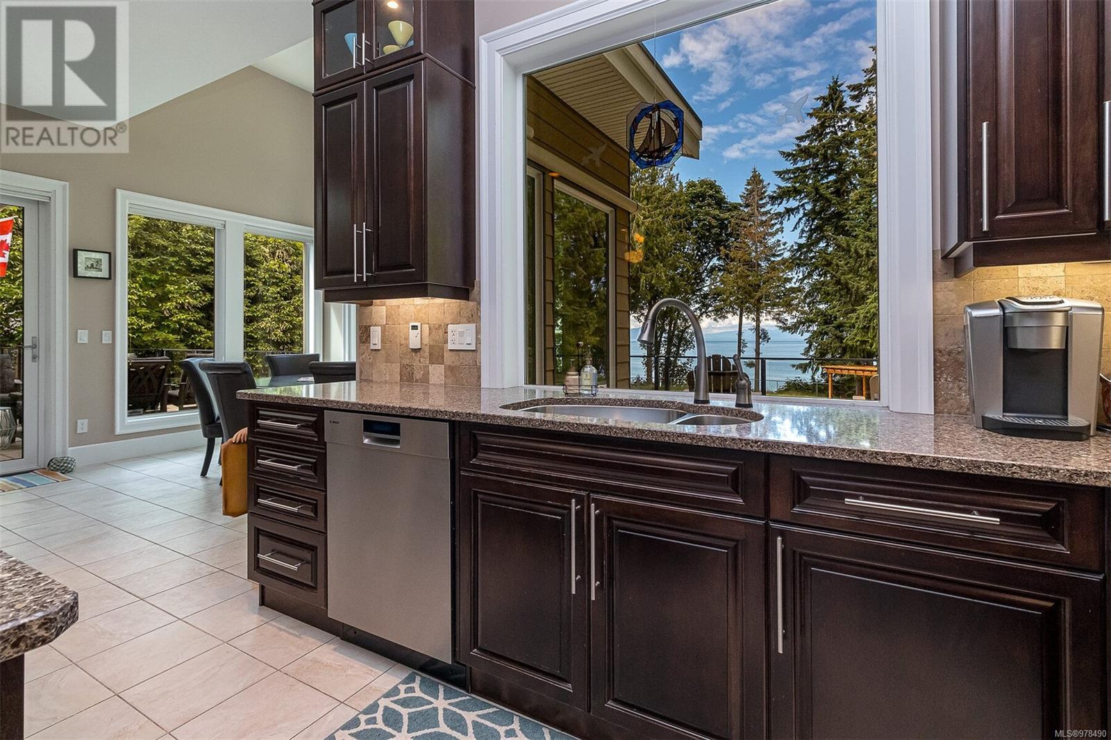 5912 Waldbank Rd, Nanaimo, British Columbia  V9V 1C8 - Photo 39 - 978490