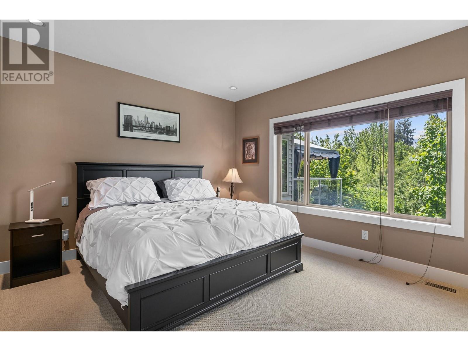 5200 Cobble Court, Kelowna, BC V1W4Y8