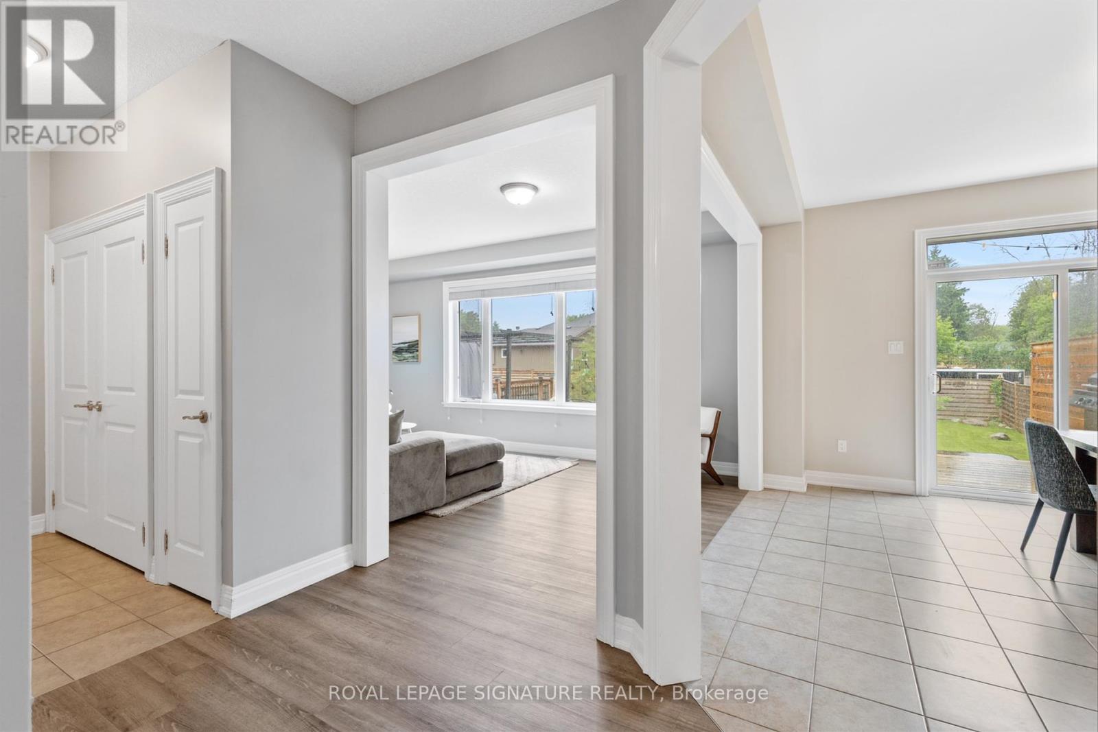 1668 Metro Road, Georgina, Ontario  L0E 1S0 - Photo 12 - N12163434