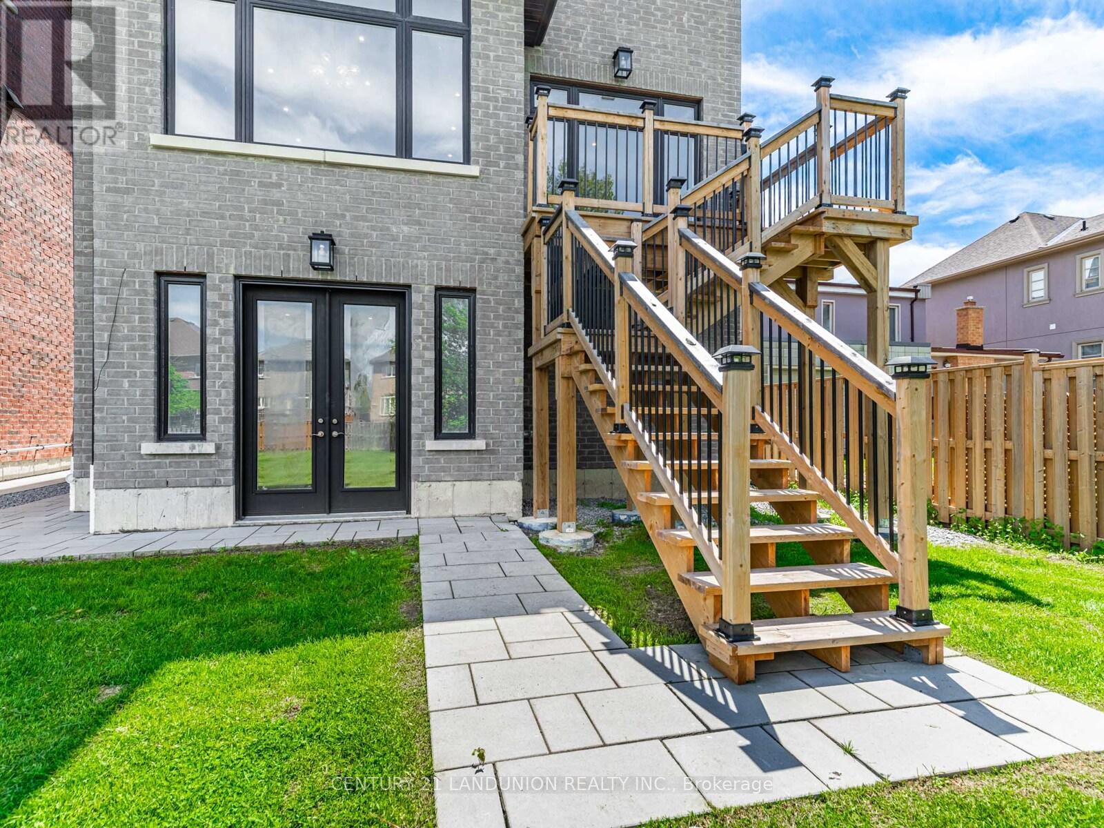 36a Elm Grove Avenue, Richmond Hill, Ontario  L4E 2W8 - Photo 43 - N12163479