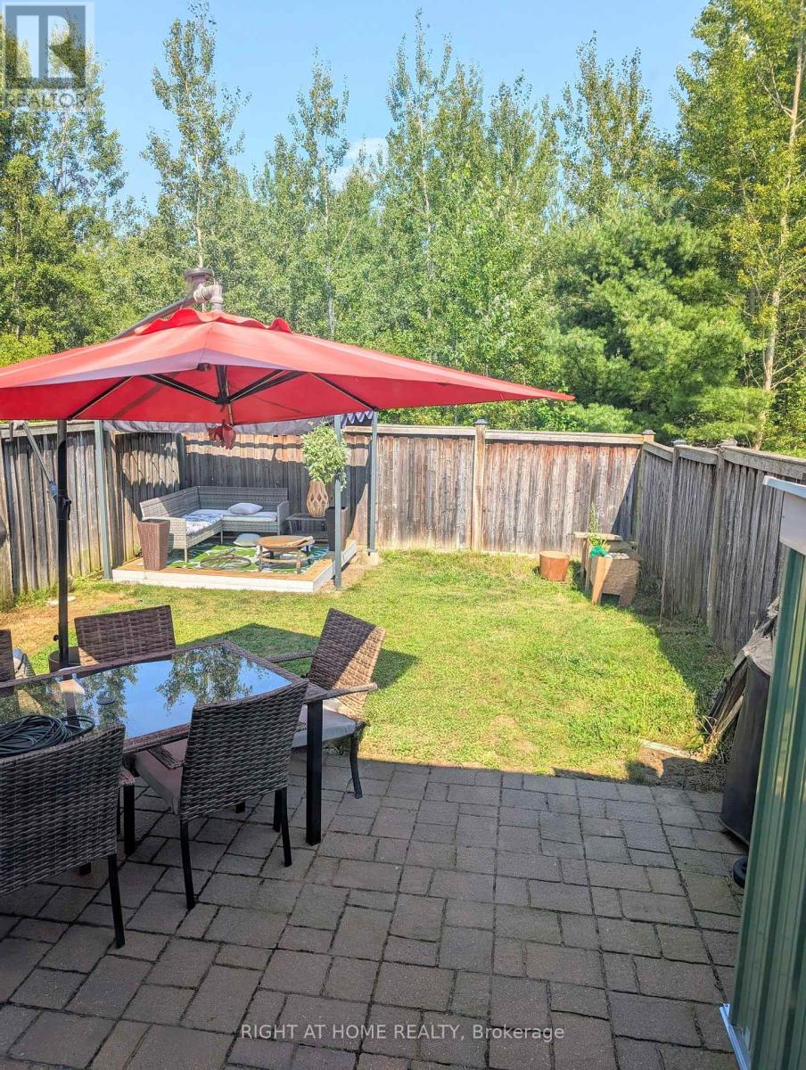 95 Collier Crescent, Essa, Ontario  L0M 1B5 - Photo 25 - N12163498