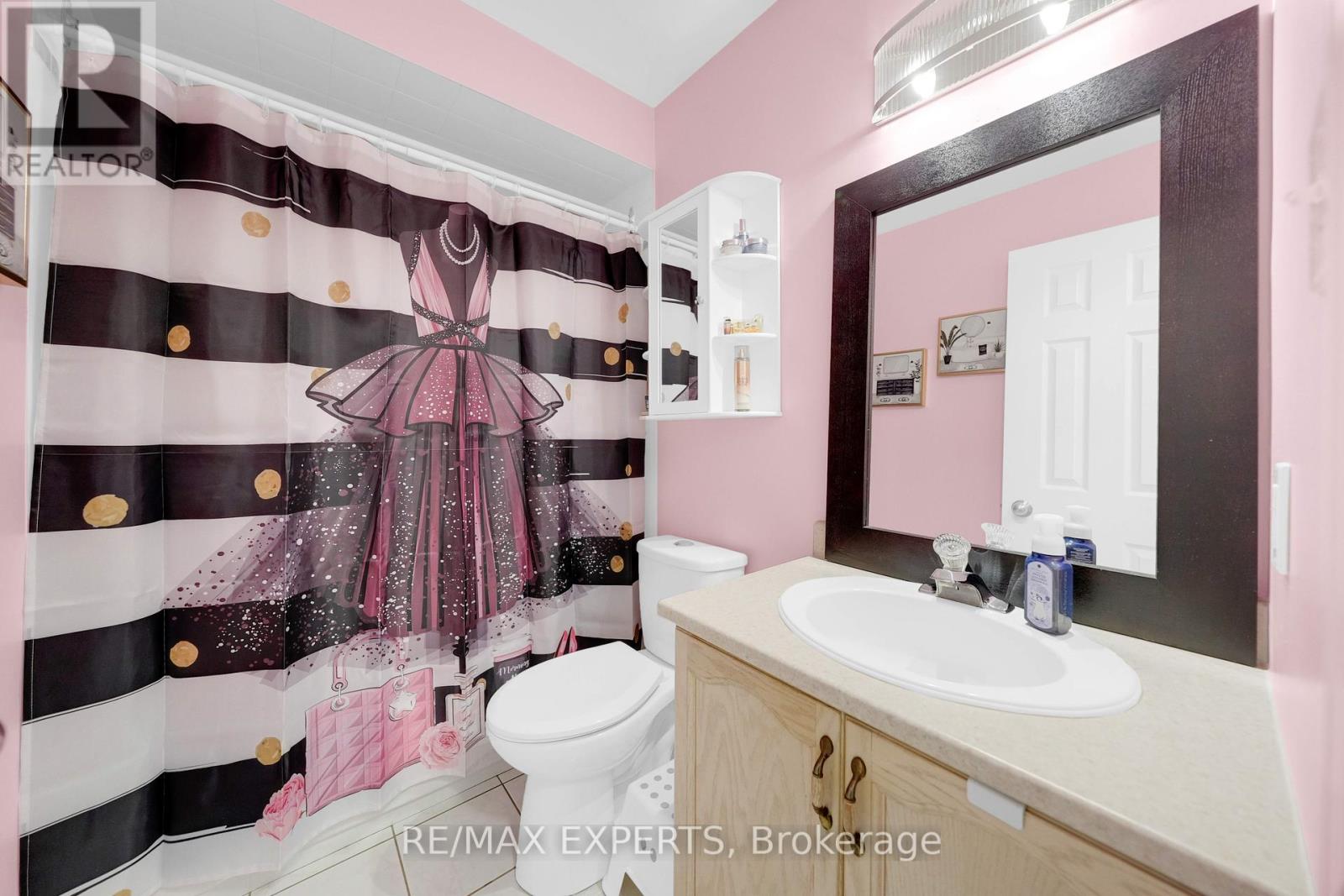 83 Gray Avenue, New Tecumseth, Ontario  L9R 1P5 - Photo 19 - N12163546