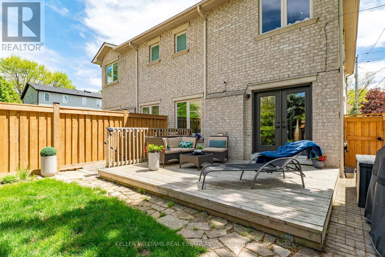 442 Valermo Drive, Toronto, Ontario  M8W 2M2 - Photo 43 - W12039794