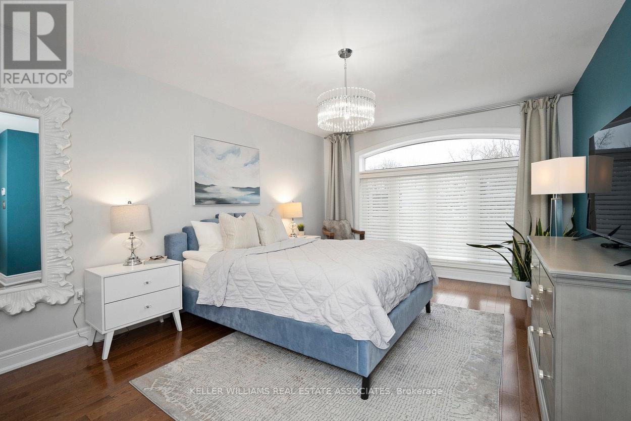 442 Valermo Drive, Toronto, Ontario  M8W 2M2 - Photo 20 - W12039794