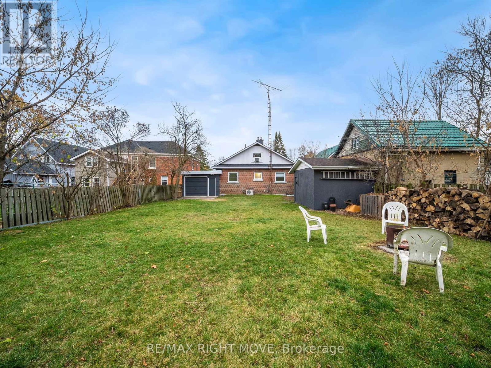 206 Mary Street, Orillia, Ontario  L3V 3E6 - Photo 43 - S12163430