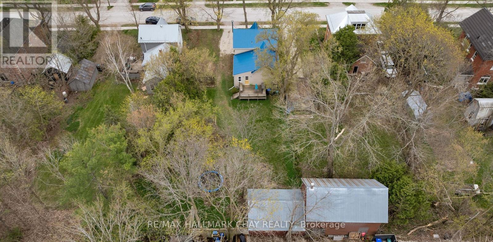 4 Wellington Street E, Clearview, Ontario  L0M 1G0 - Photo 38 - S12163455