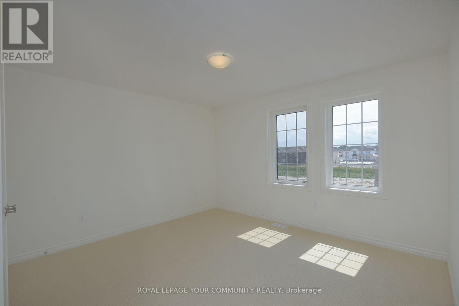 244 Mckenzie Drive, Clearview, Ontario  L0M 1S0 - Photo 25 - S12163528
