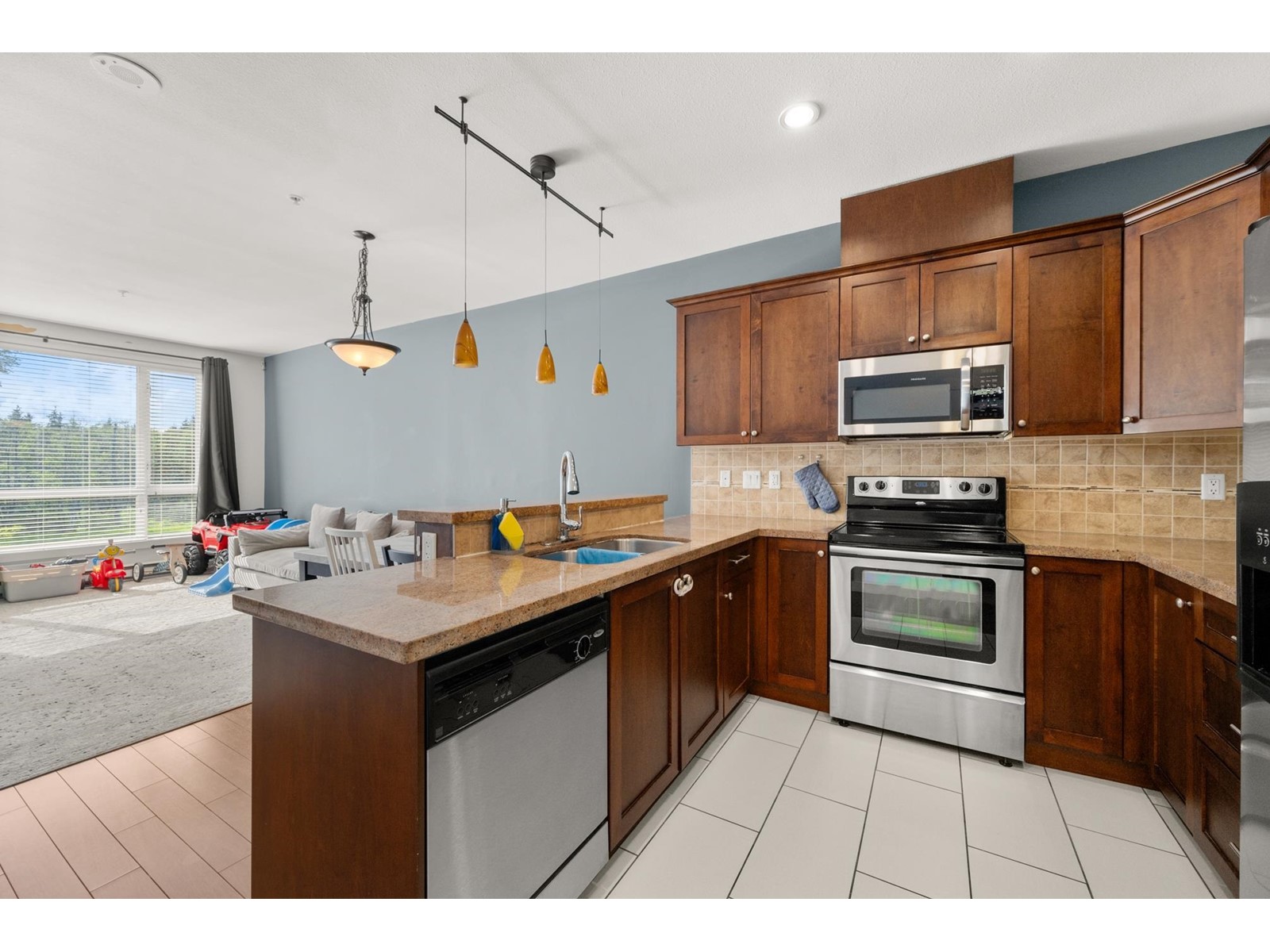 303 14333 104 Avenue, Surrey, British Columbia  V3T 0E1 - Photo 9 - R3005499