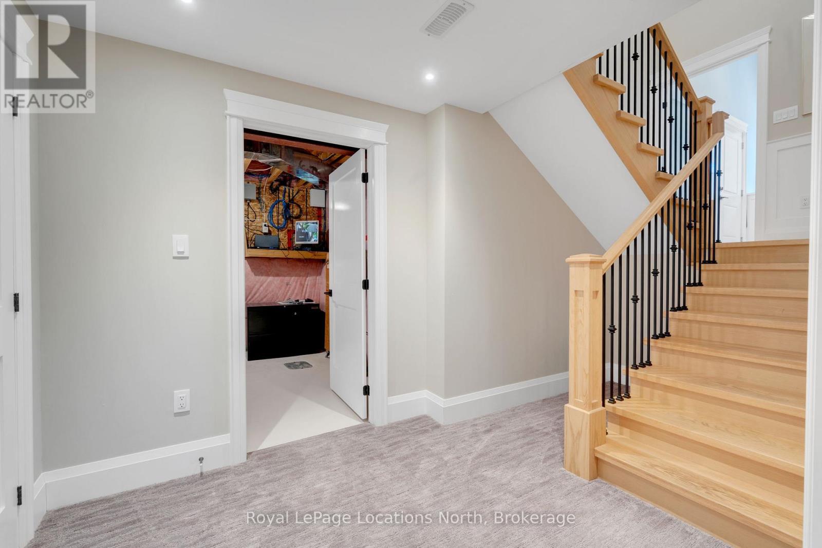69 Stanley Street, Collingwood, Ontario  L9Y 0G7 - Photo 38 - S12163601