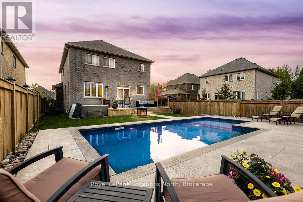 13 ACADEMY AVENUE, Wasaga Beach, Ontario