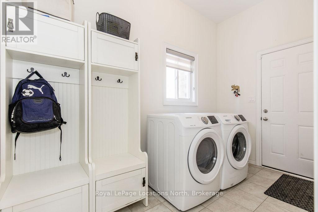 13 Academy Avenue, Wasaga Beach, Ontario  L9Z 0G9 - Photo 14 - S12163660