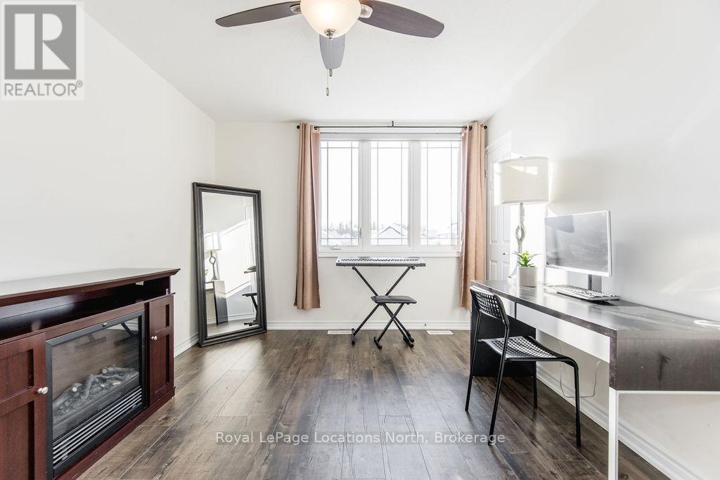 13 Academy Avenue, Wasaga Beach, Ontario  L9Z 0G9 - Photo 24 - S12163660