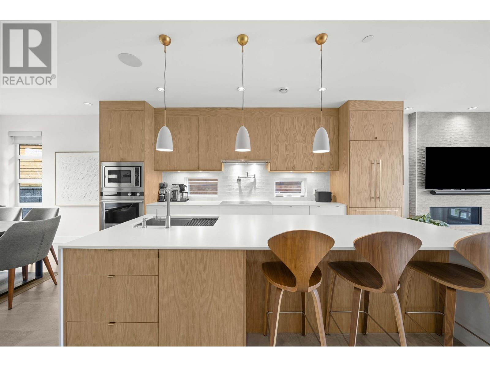413 W Keith Road, North Vancouver, British Columbia  V7M 1M2 - Photo 10 - R3005488