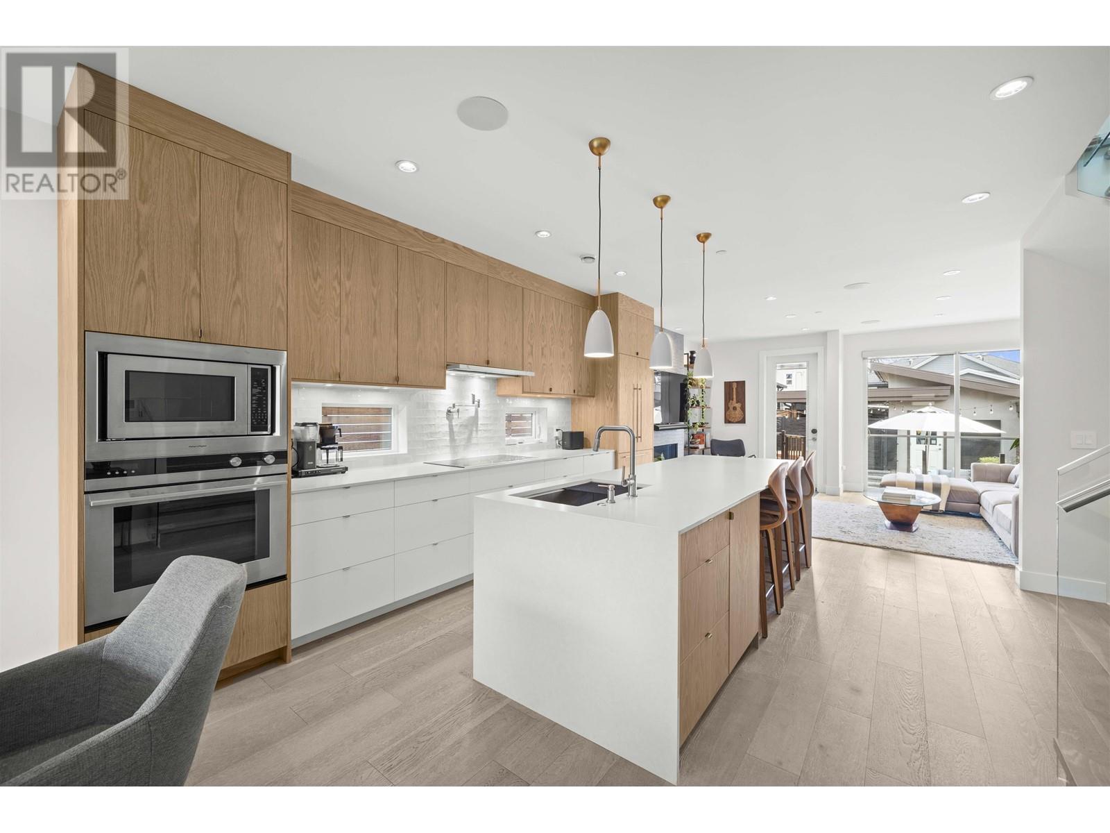413 W Keith Road, North Vancouver, British Columbia  V7M 1M2 - Photo 13 - R3005488