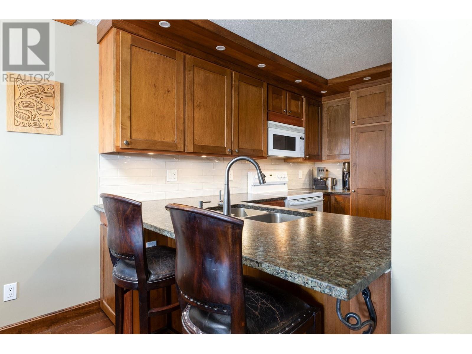 305 74 Richmond Street, New Westminster, British Columbia  V3L 5T1 - Photo 11 - R3005516