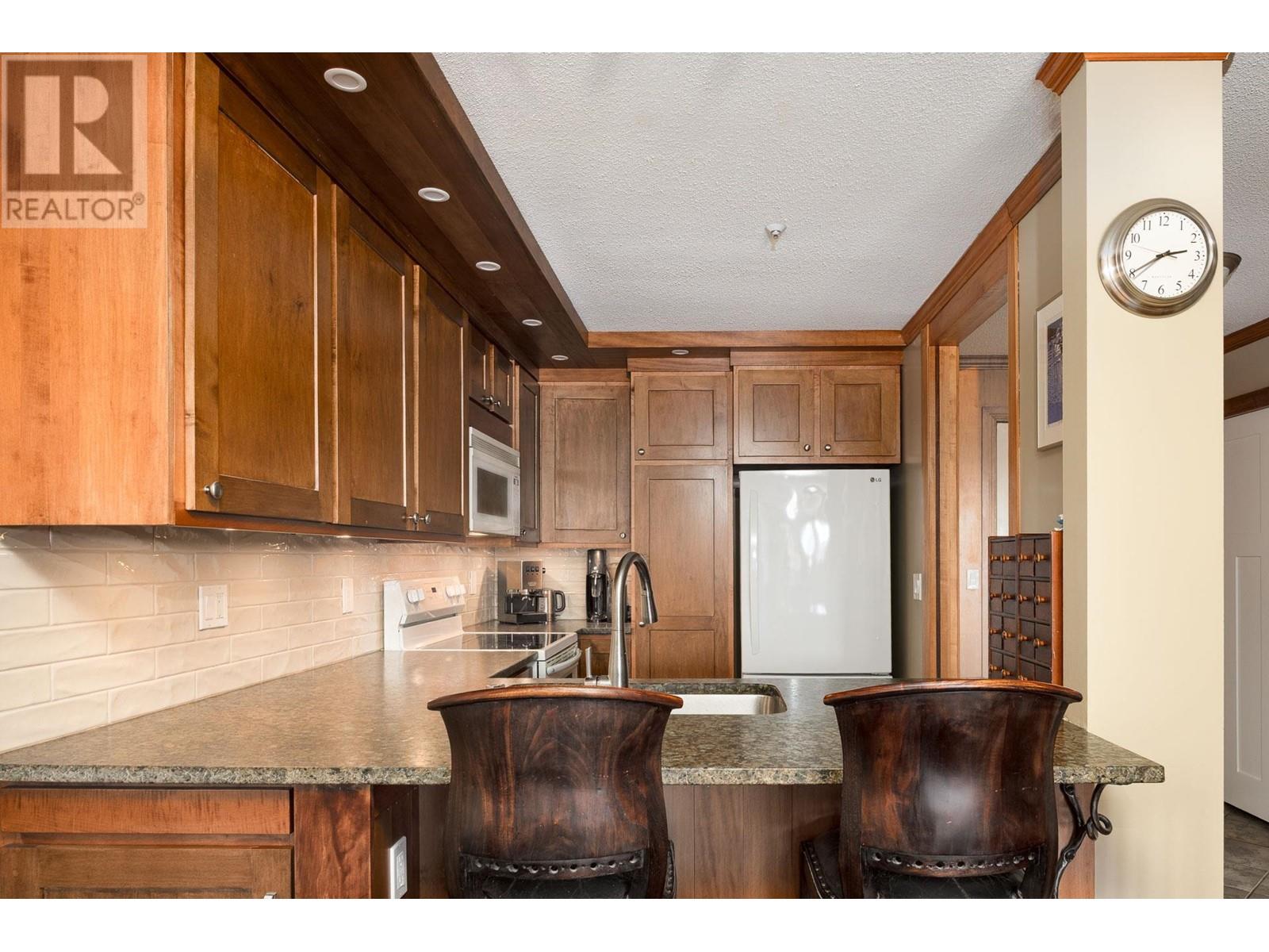305 74 Richmond Street, New Westminster, British Columbia  V3L 5T1 - Photo 9 - R3005516