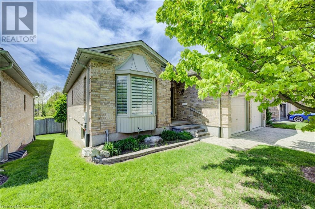 900 Doon Village Road Unit# 4, Kitchener, Ontario  N2P 1A4 - Photo 2 - 40730960