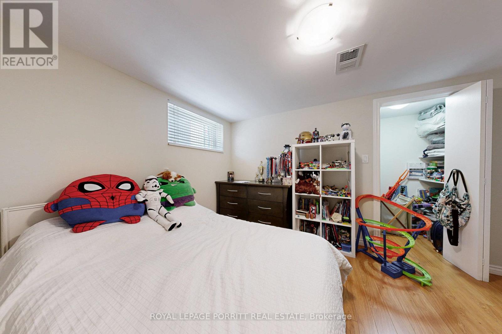 3 Orianna Drive, Toronto, Ontario  M8W 4M8 - Photo 38 - W12158393