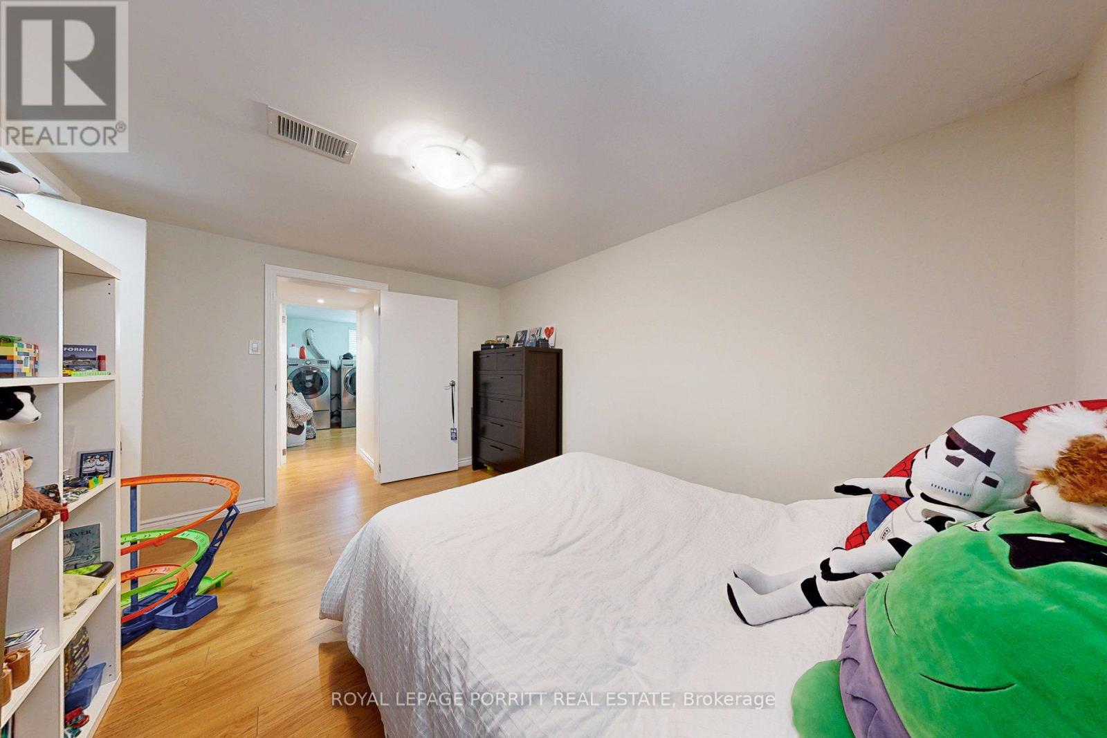 3 Orianna Drive, Toronto, Ontario  M8W 4M8 - Photo 39 - W12158393