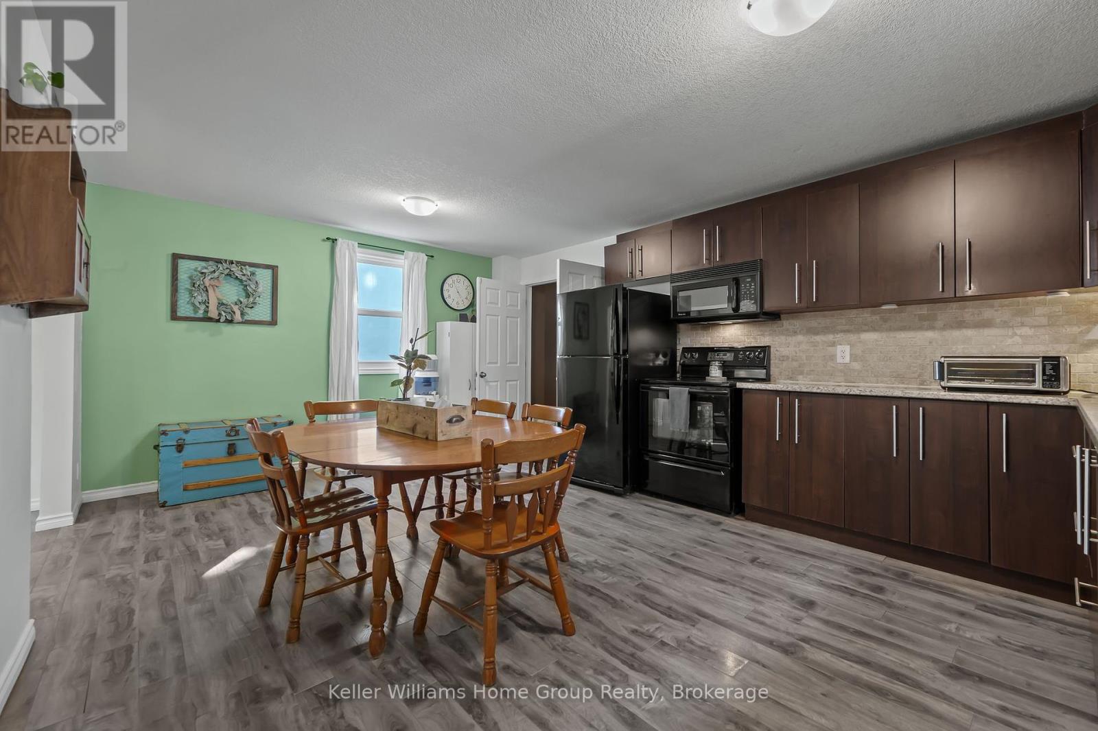 162 Alice Street, Guelph, Ontario N1E 3A1 - Photo 10 - X12163596