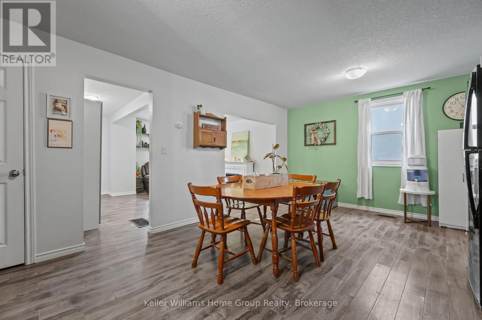 162 Alice Street, Guelph, Ontario N1E 3A1 - Photo 11 - X12163596