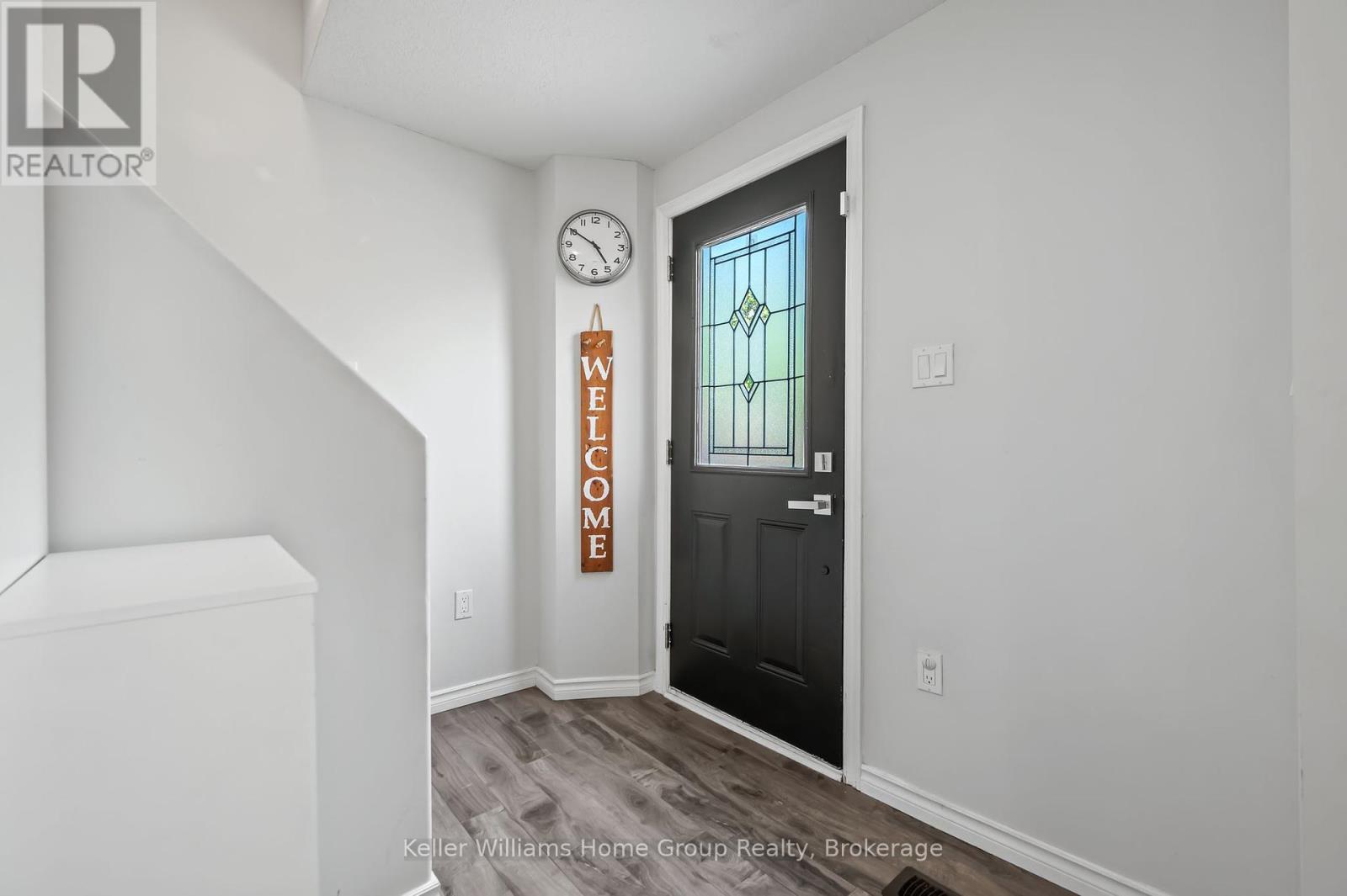162 Alice Street, Guelph, Ontario N1E 3A1 - Photo 5 - X12163596