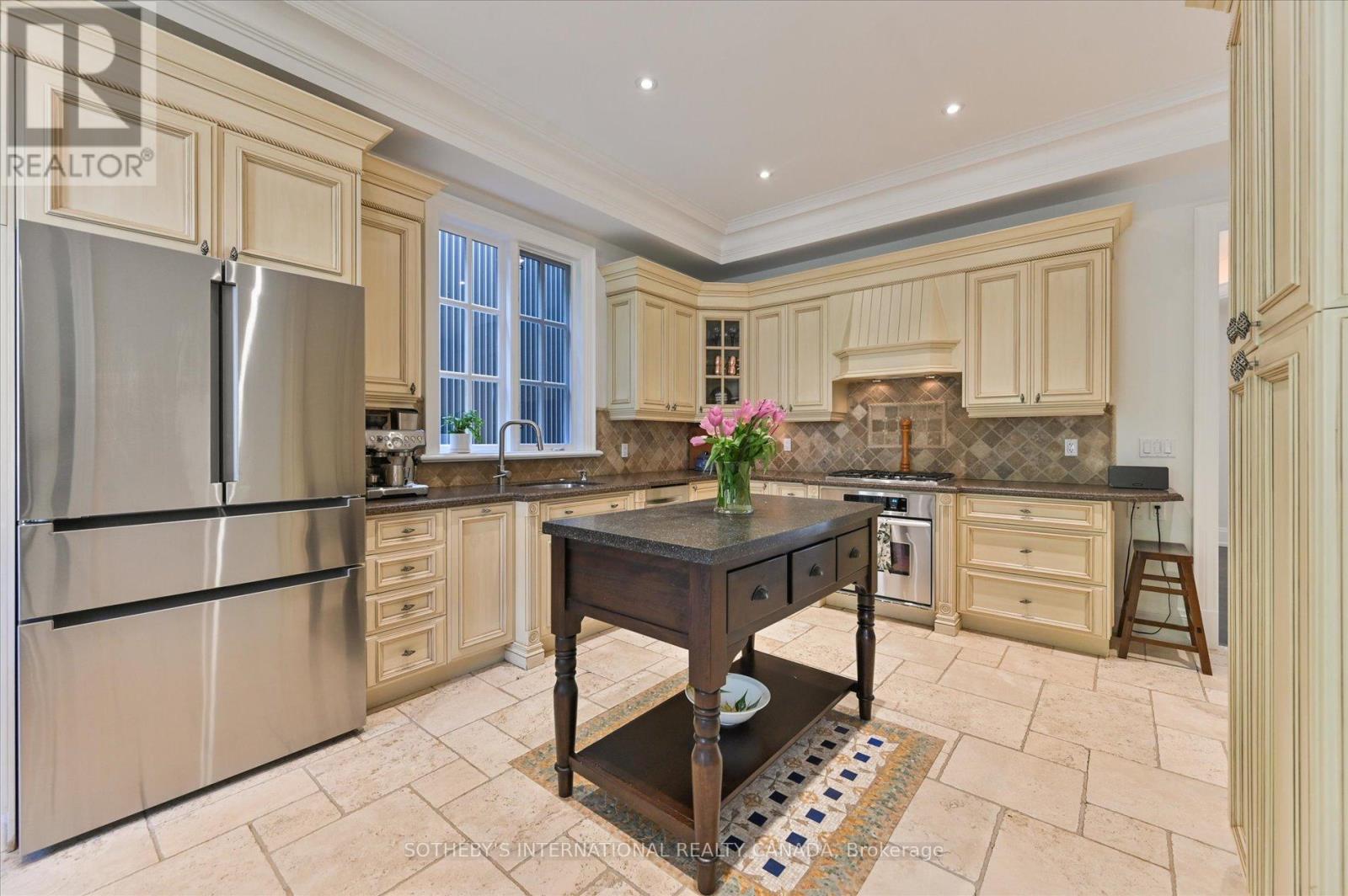 446 Elm Road, Toronto, Ontario  M3W 3W9 - Photo 12 - C12163143
