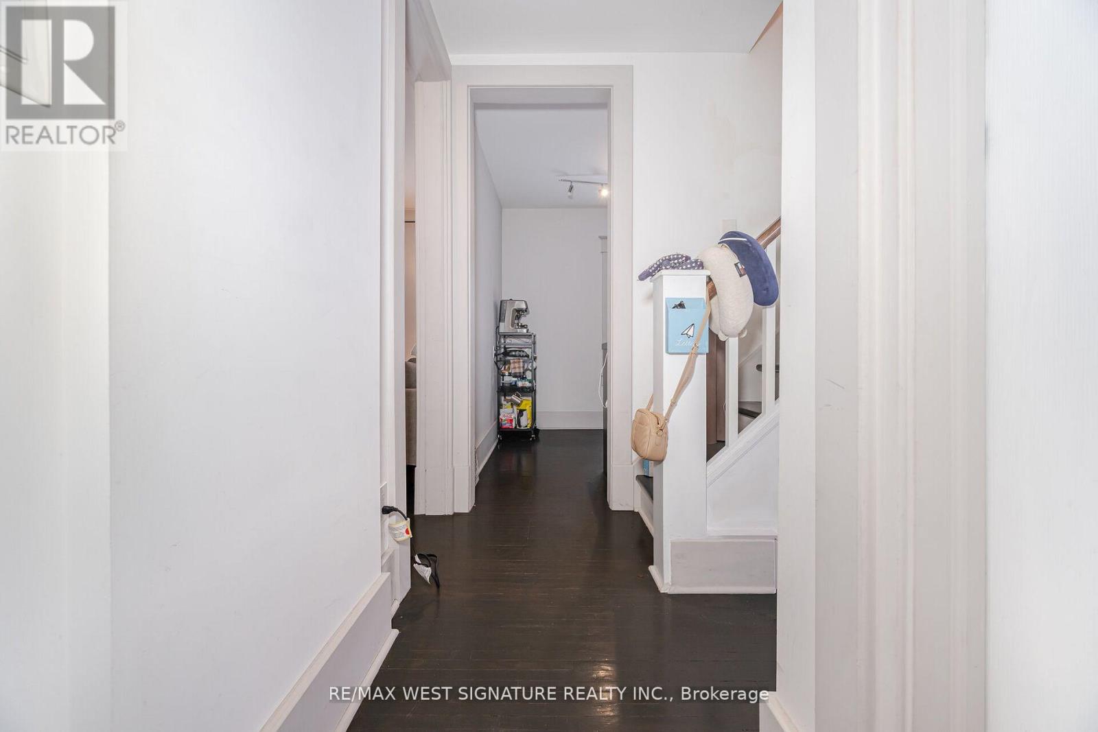 Property at 195 VICTORIA STREET W image 4