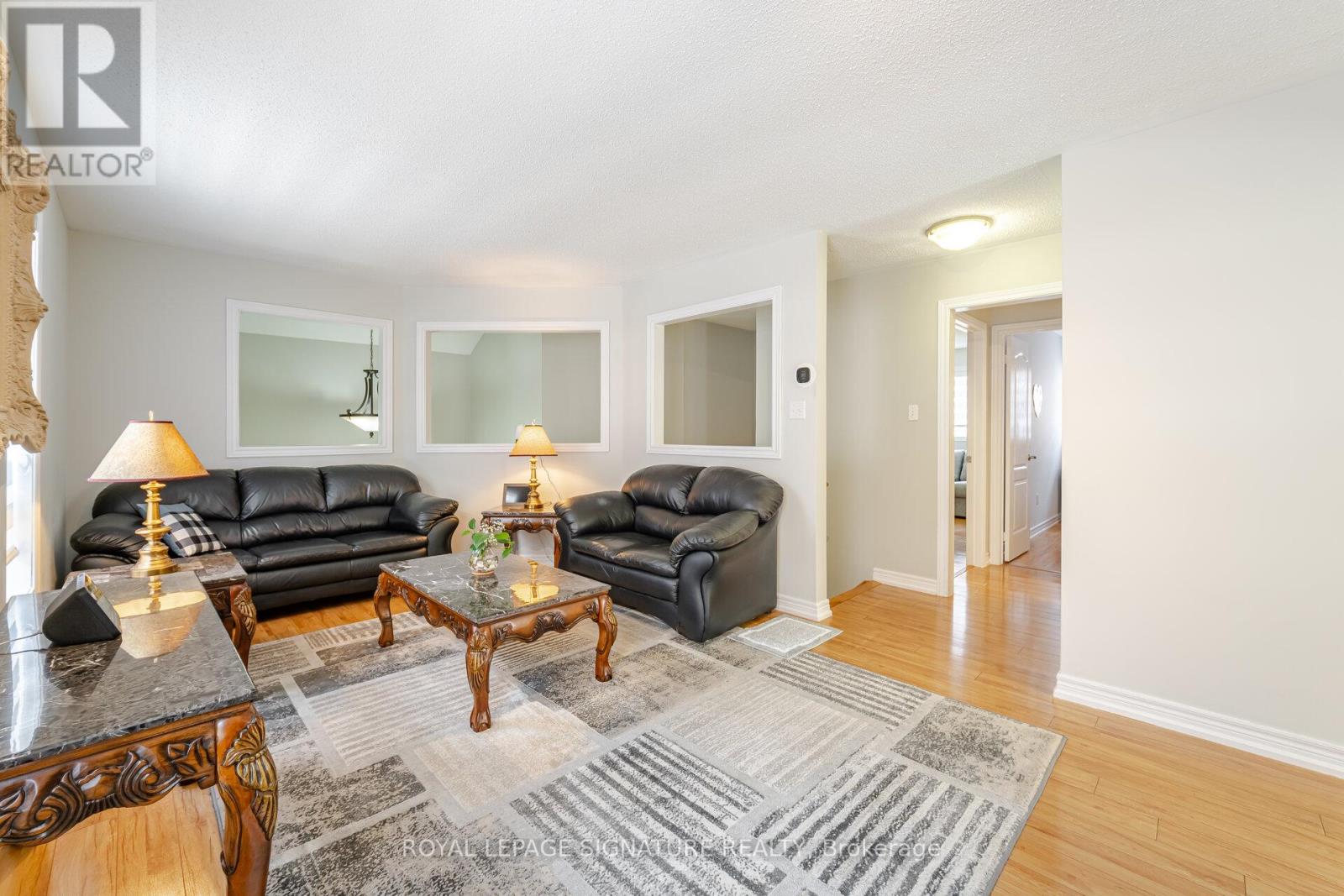 206 Van Scott Drive, Brampton, Ontario  L7A 1V9 - Photo 12 - W12163401