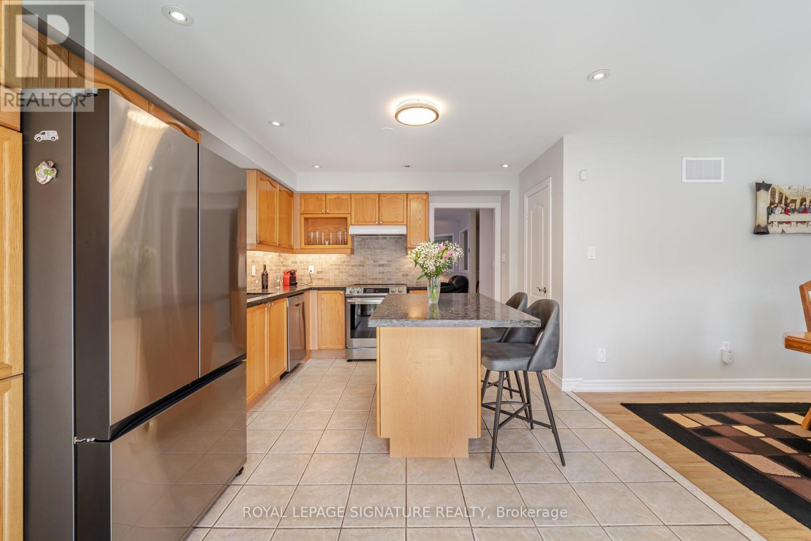 206 Van Scott Drive, Brampton, Ontario  L7A 1V9 - Photo 17 - W12163401