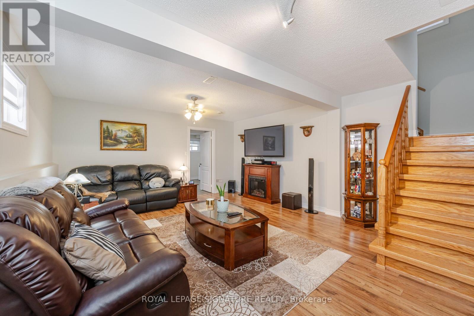 206 Van Scott Drive, Brampton, Ontario  L7A 1V9 - Photo 32 - W12163401