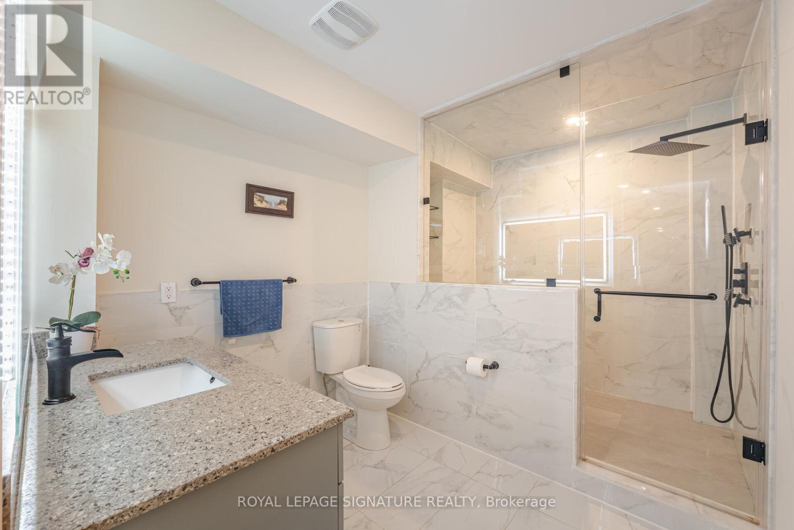 206 Van Scott Drive, Brampton, Ontario  L7A 1V9 - Photo 40 - W12163401