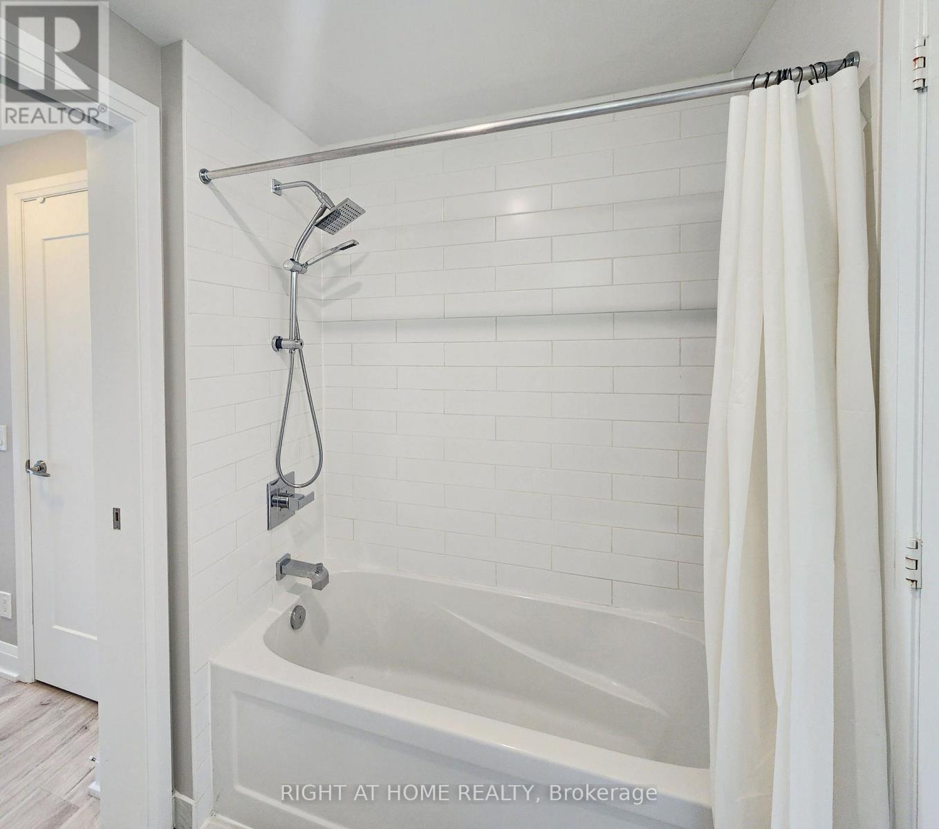 1402 - 56 Annie Craig Drive, Toronto, Ontario  M8V 0C8 - Photo 10 - W12163423