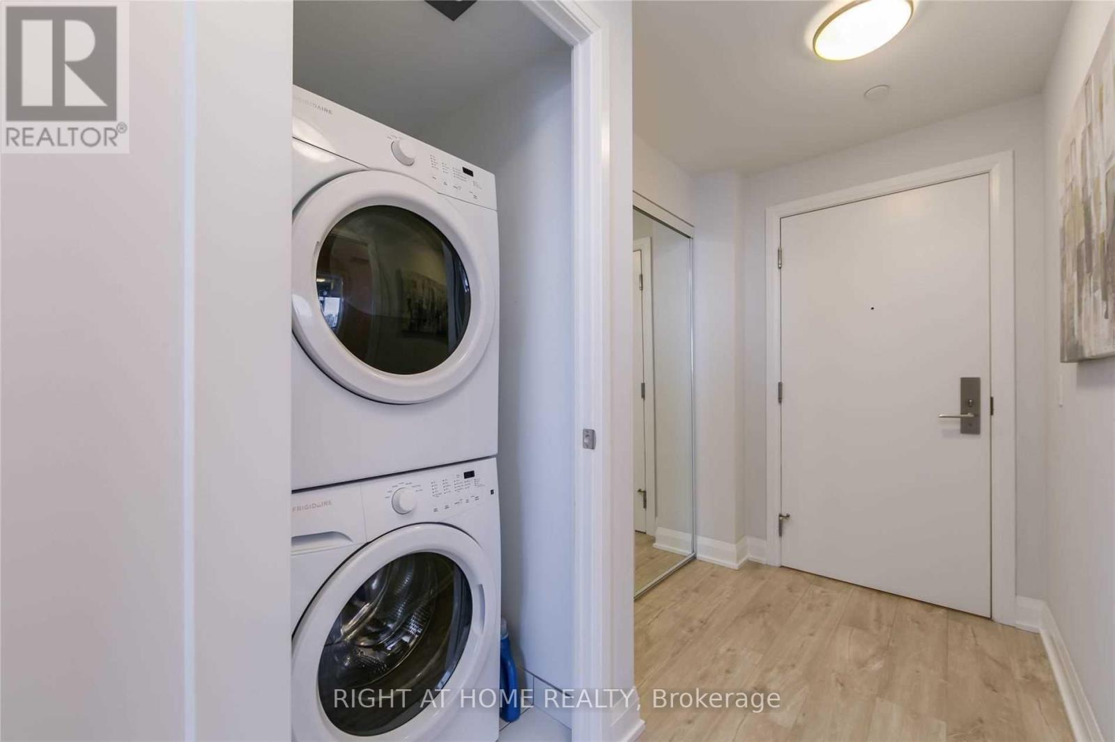 1402 - 56 Annie Craig Drive, Toronto, Ontario  M8V 0C8 - Photo 11 - W12163423