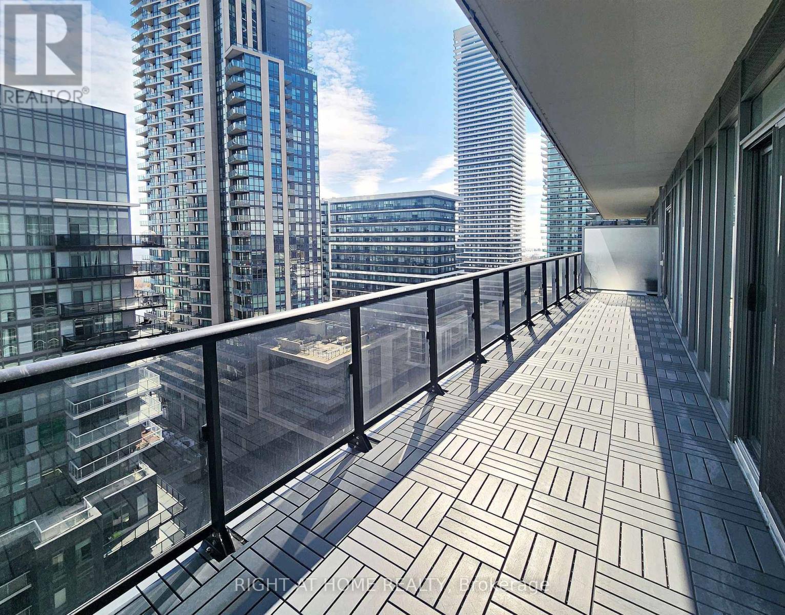 1402 - 56 Annie Craig Drive, Toronto, Ontario  M8V 0C8 - Photo 7 - W12163423
