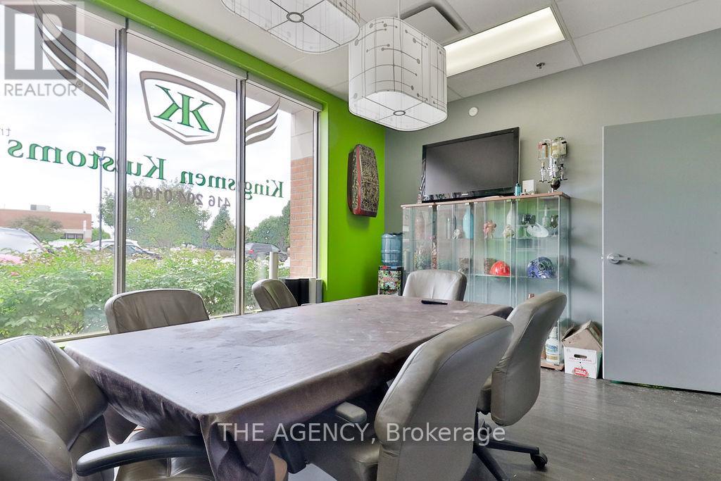 64 & 65 - 3176 Ridgeway Drive, Mississauga, Ontario  L5L 5S7 - Photo 21 - W12163437