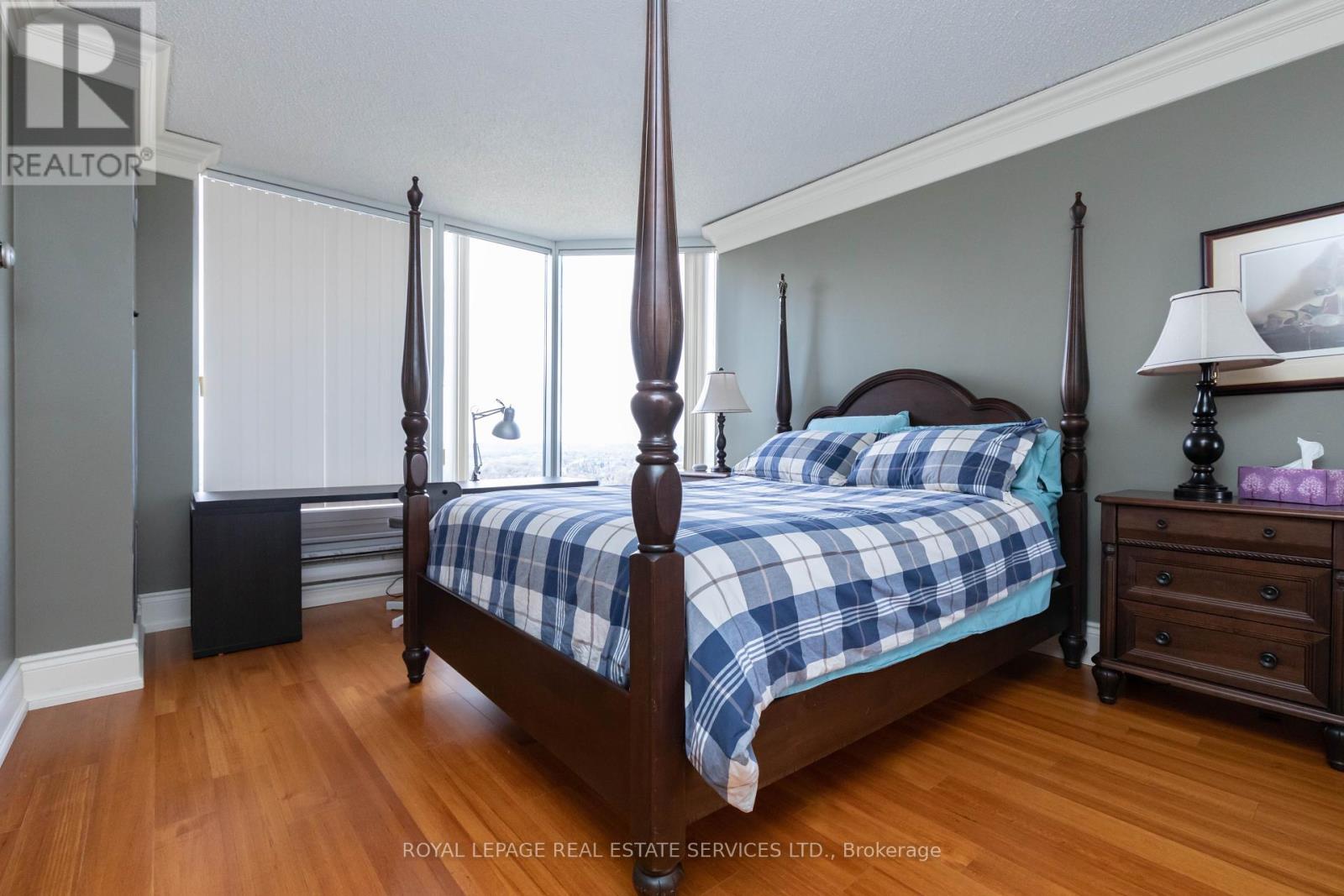 4201 - 1 Palace Pier Court, Toronto, Ontario  M8V 3W9 - Photo 19 - W12163466