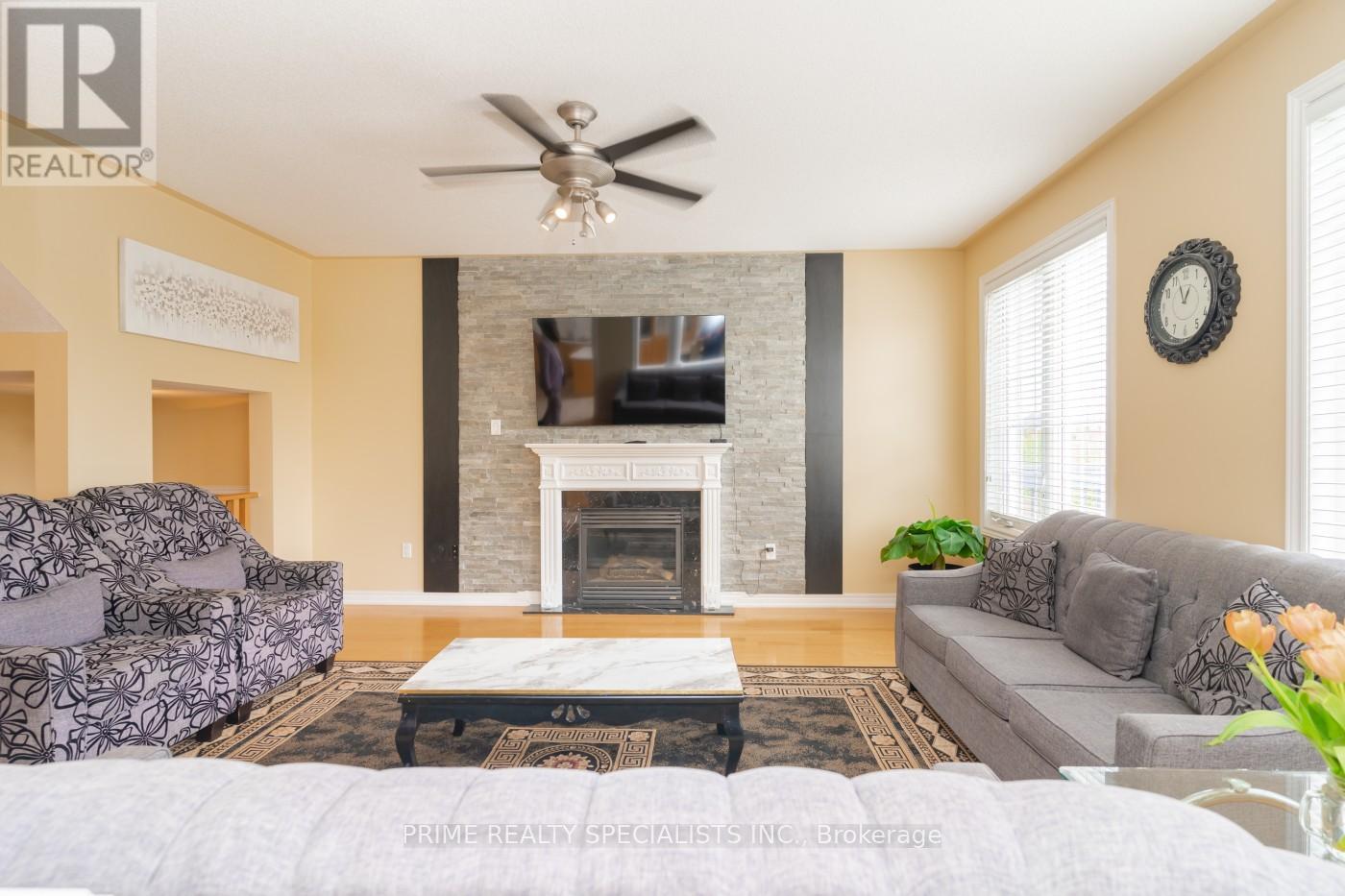 50 Gallucci Crescent, Brampton, Ontario  L6P 1R6 - Photo 12 - W12163562