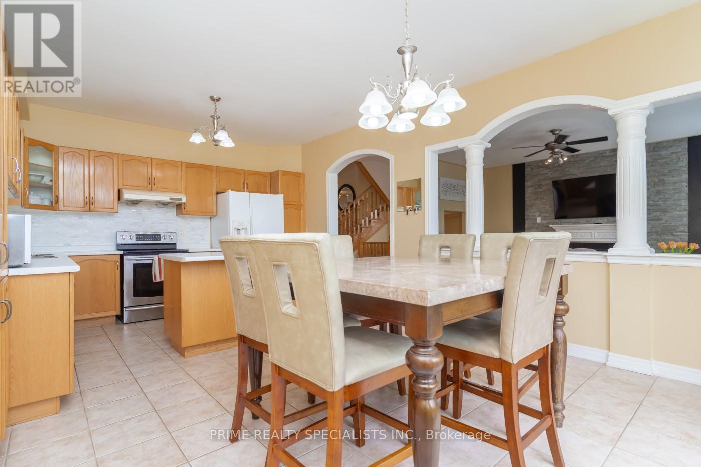 50 Gallucci Crescent, Brampton, Ontario  L6P 1R6 - Photo 13 - W12163562