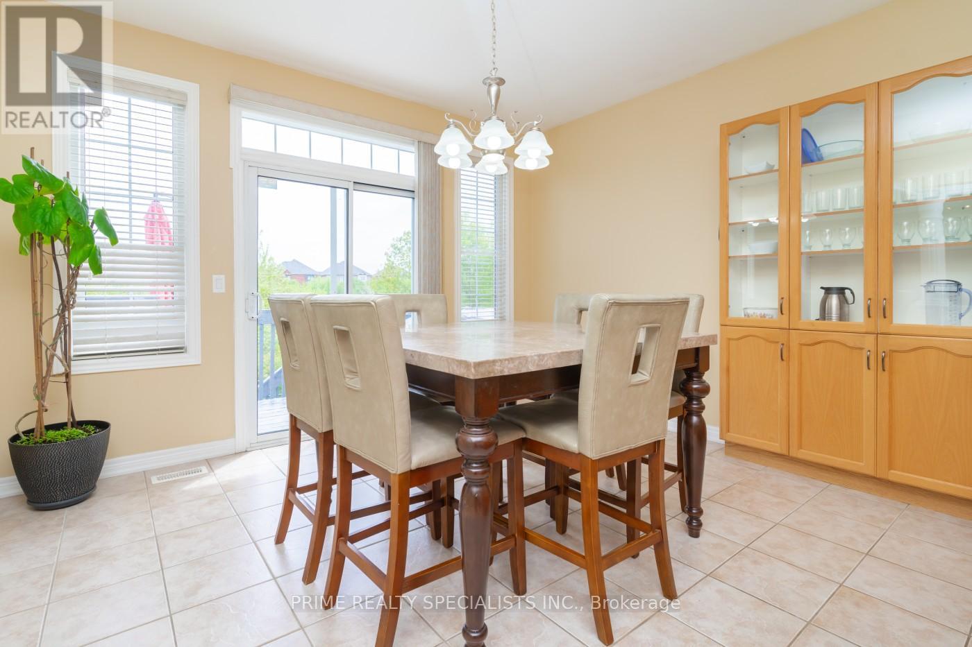 50 Gallucci Crescent, Brampton, Ontario  L6P 1R6 - Photo 15 - W12163562