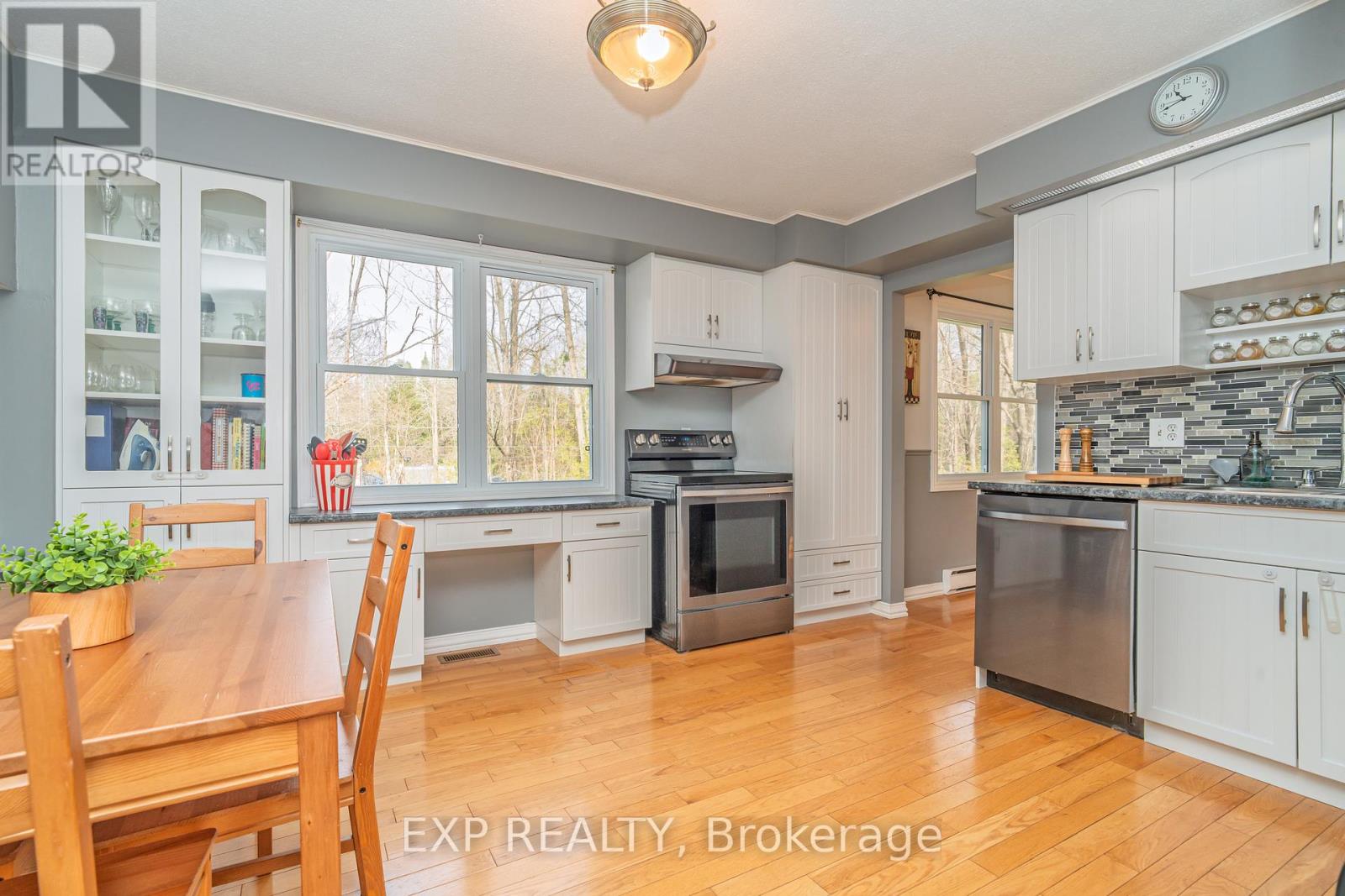 8264 15, Beckwith, Ontario  K7C 3P2 - Photo 12 - X12163657