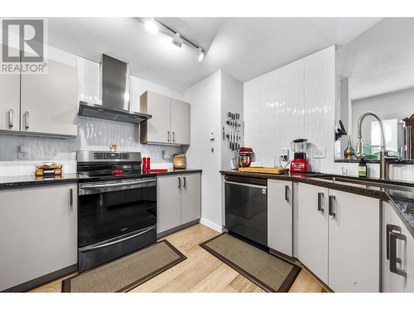 66 2422 Hawthorne Avenue, Port Coquitlam, British Columbia  V3C 6K7 - Photo 11 - R3004238