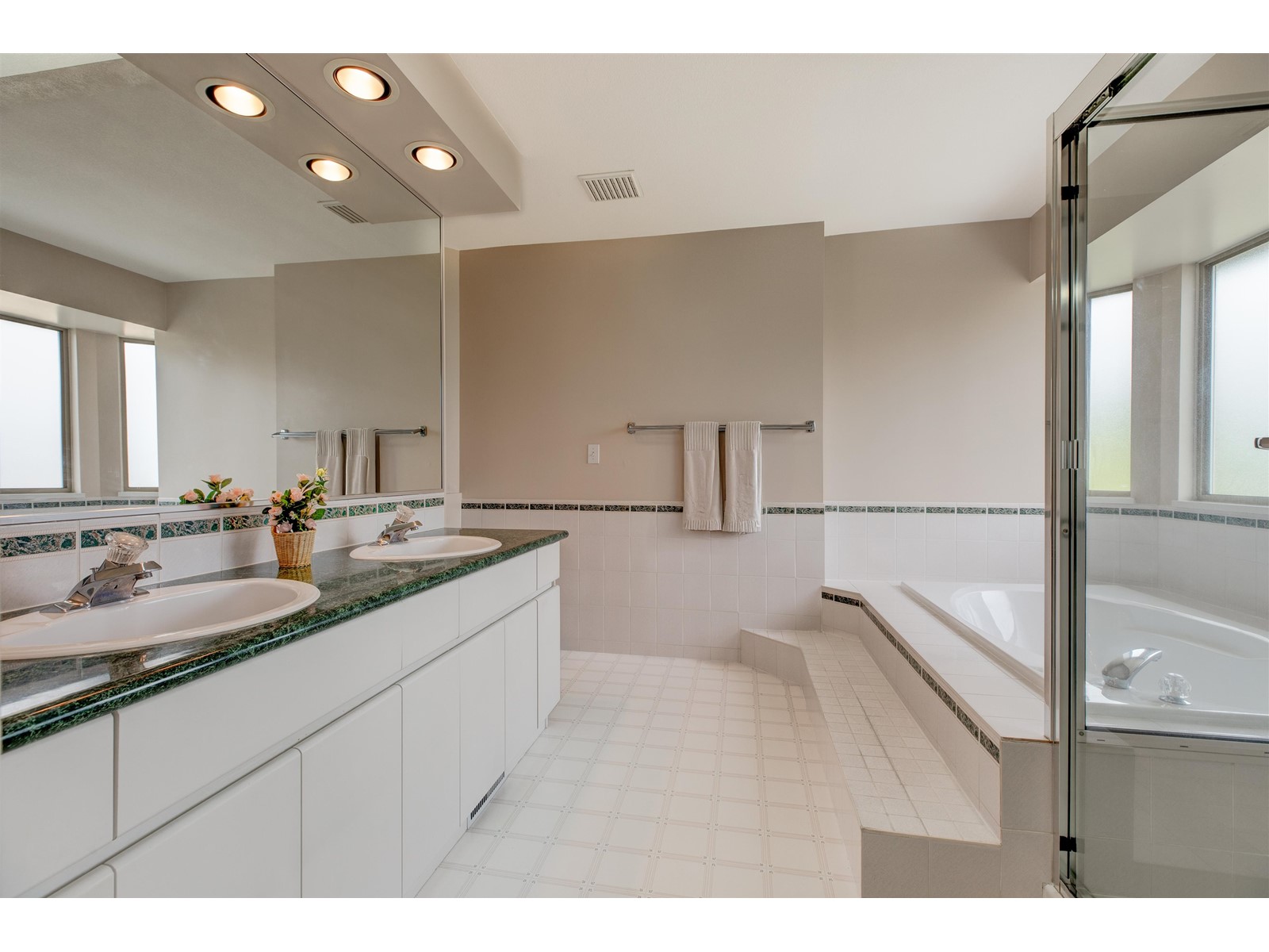 11178 163 Street, Surrey, British Columbia  V4N 4R7 - Photo 10 - R3005143